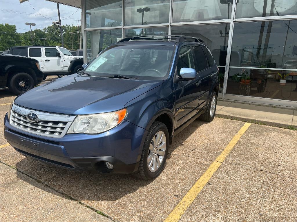 2012 Subaru Forester 2.5X Limited AT's photo