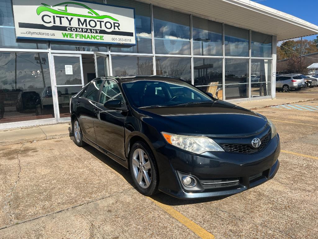 2014 Toyota Camry L's photo